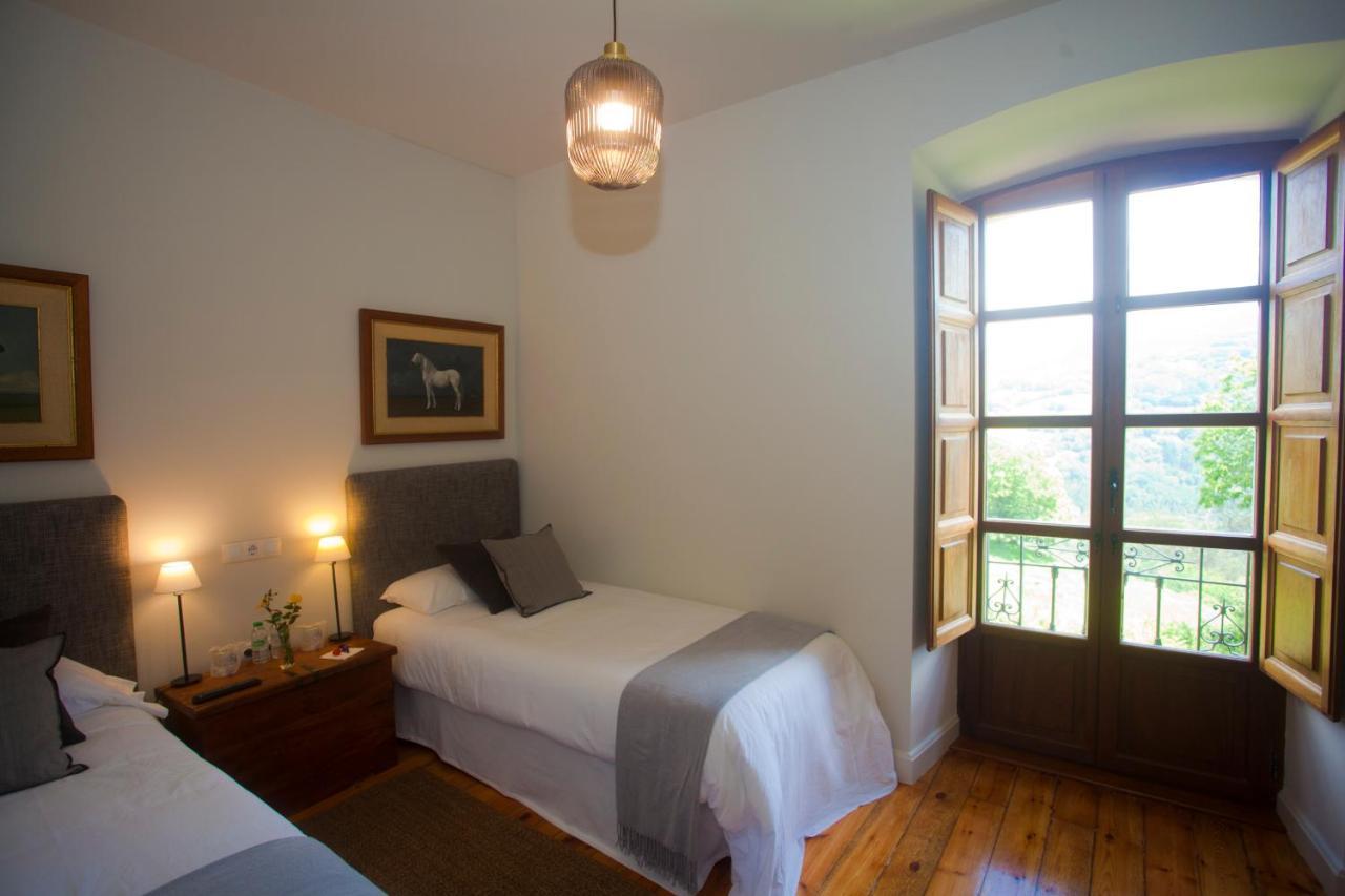 Hotel Casona De Indias à Piloña Extérieur photo